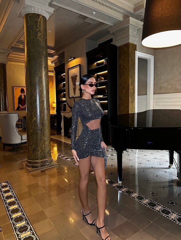 Delane Ασημί Μίνι Φόρεμα με Κοψίματα