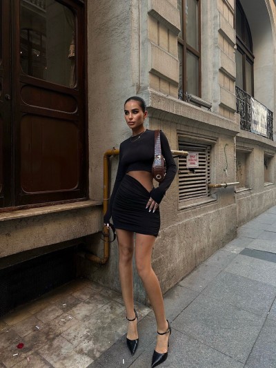 Katie Cut Out Μαύρο Φόρεμα 