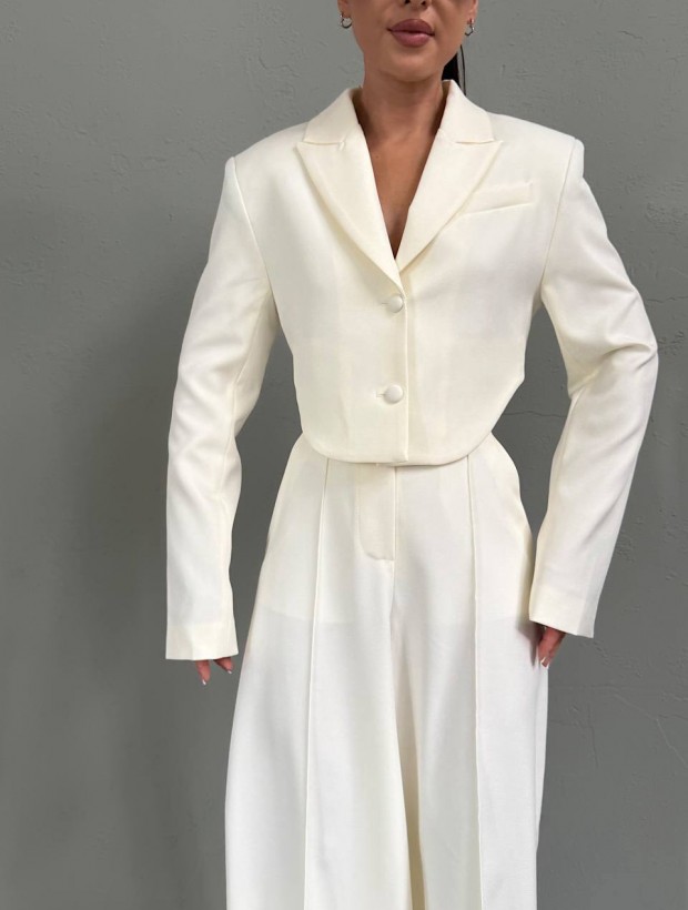Open-Back Cropped Suit Set